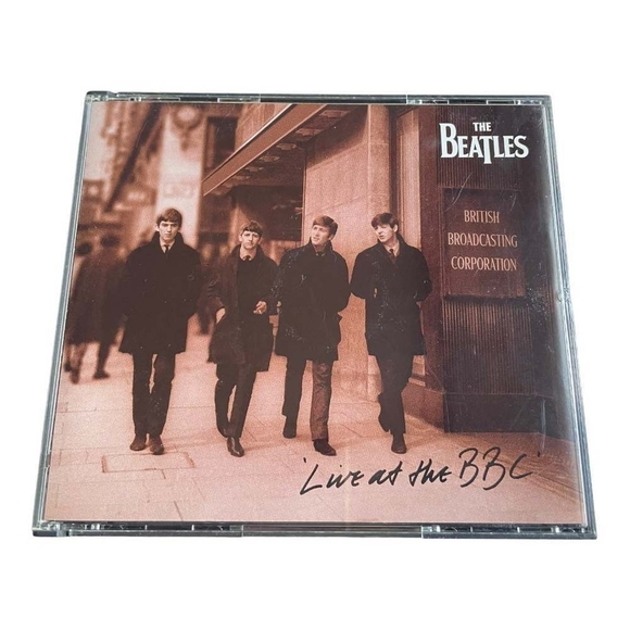 CD The Beatles ‎- Live At The BBC - Picture 1 of 4
